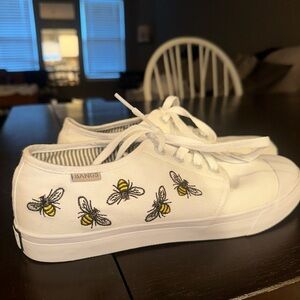 BANGS White Sneakers with Bee Design
